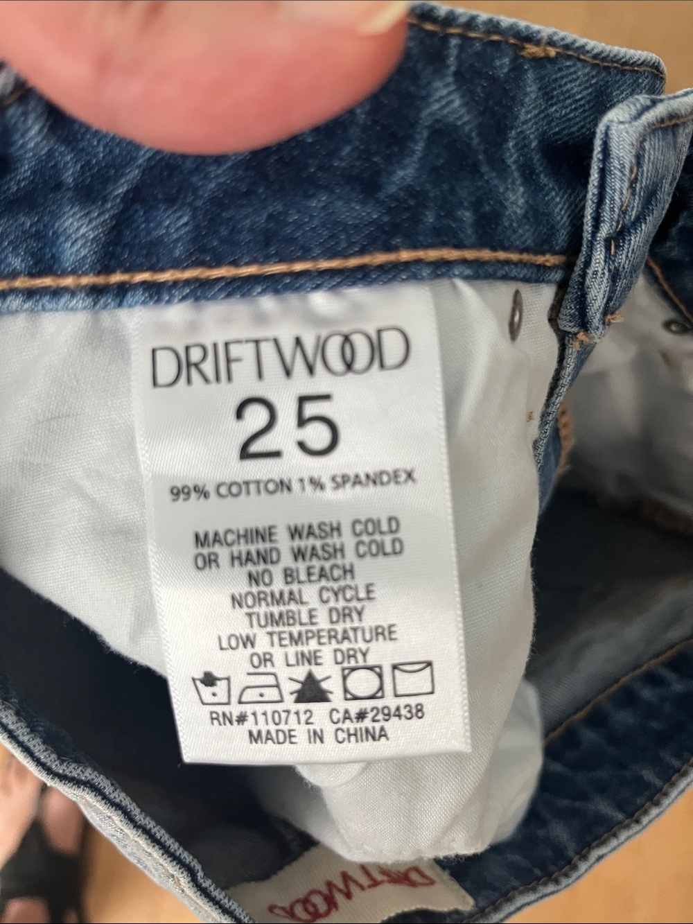 Driftwood Denim- Veronica- Embroidered Light Blue Denim Mini Skirt - Size 25 - Picture 3 of 9